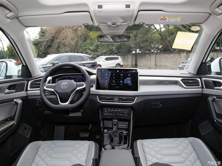FAW - Volkswagen / Tanyue 380 R-LINE AWD SUV