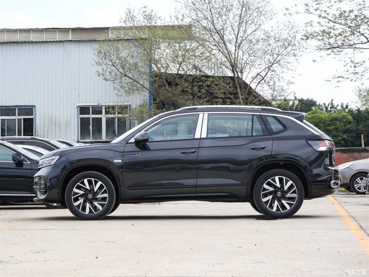 FAW - Volkswagen / Tanyue 380 R-LINE AWD SUV